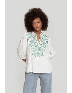 Blusa Bordados