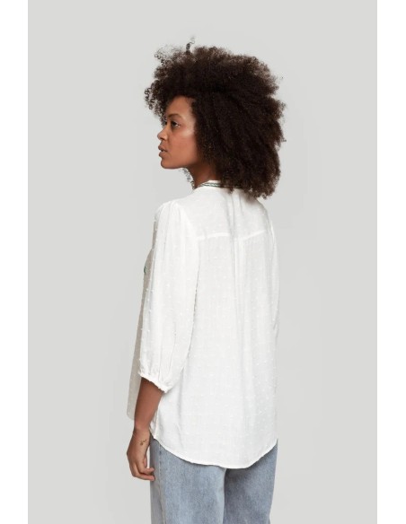 Blusa Bordados